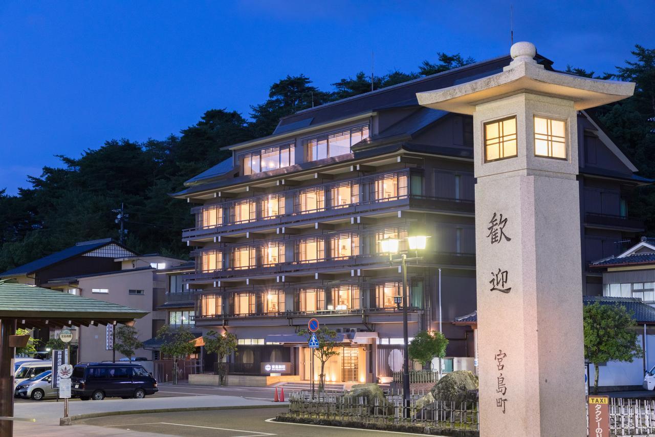 Hotel Miyajima Villa Хацукаити Экстерьер фото